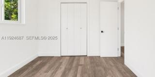 1520 NE 14th Ter Gallery 15