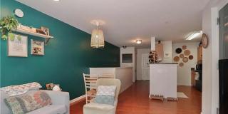 Room in 2 Bedroom Home at Donatello Ave Gallery 10