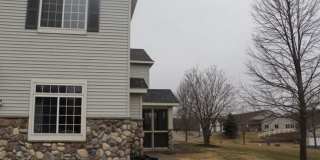 End Unit Townhome *3Bed/2.5 Bath*3 Season Porch! Available 10/1. Gallery 1