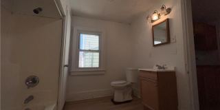 313 Main Street unit: 1 Gallery 5