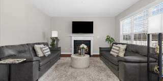 408 STAYTON Street Gallery 11