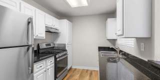 Avery at TownCentre Gallery 140