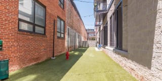 Link Apartments West End Gallery 23