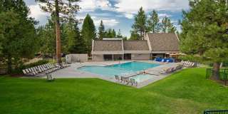 Fully Furnished 1 Bed 1 Bath NW Bend Gallery 10