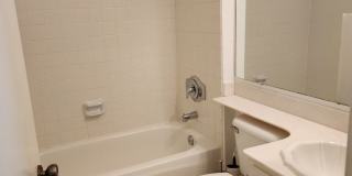 BEAUTIFUL TWO BED, TWO BATH HOME! 55+ COMMUNITY Gallery 12