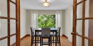 118 E 3rd Ct Gallery 7