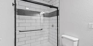 The Canvas Gallery 13