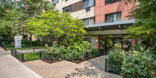 Reside on Roscoe Gallery 1