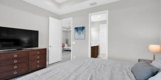 109 Salt Shaker Street Gallery 13