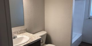 Cozy Condo on the Westside! Gallery 9