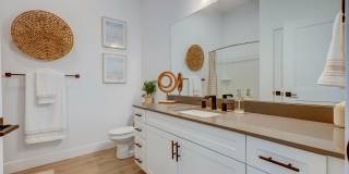 Aria Townhomes and Apartments Gallery 22