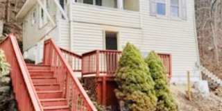 139 Cliff Street Gallery 1