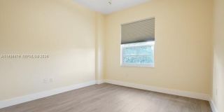 520 SE 5th Ave Gallery 16