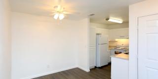 Riverglen Apartments Gallery 17