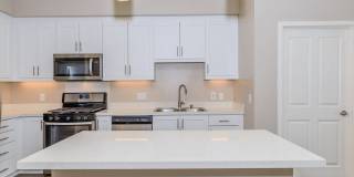 Los Alamitos Luxury Apartments Gallery 60