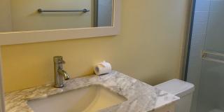Hollywood Luxury 2 Bed Condo! Gallery 27