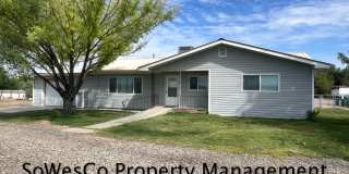 3 Bedroom 1.5 Bath House with Garage Gallery 1