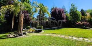 Beautiful 4 bedroom, 2 ½ bath, 2 story house Gallery 28