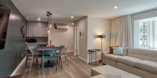 Holly Point Apartments Gallery 16