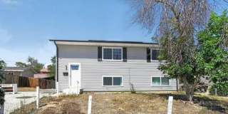 Homey 5BR House in Denver Gallery 1