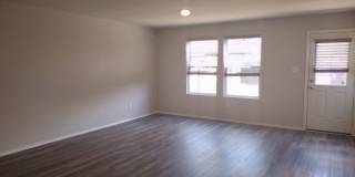 Charming 3 bedroom in Republic Creek! Gallery 25