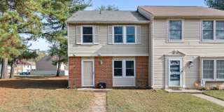 Move-In Ready 3bd 1.5ba Townhouse Move-In Ready 3bd 1.5ba Townhouse Gallery 1