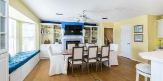 2102 FIRST Street Gallery 9