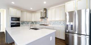 Spacious 5-bedroom, 4-bath single-family home in Brambleton / Ashburn Gallery 9