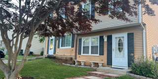 195 STONEGATE Drive Gallery 1