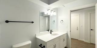 Hamrick & Halmark Gallery 22