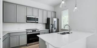 Stunning New 3 bed 2.5 bath in Lakeway! Gallery 6