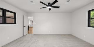 1414 S West Avenue Gallery 18