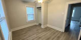 5 Bedroom / 2 Bath House - NEAR SEMO's CAMPUS Gallery 15