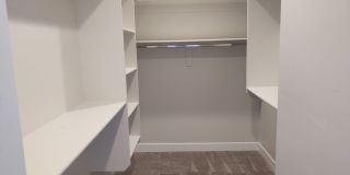 1 Bedroom + Den 1.5 bath 2 Car Garage VIEWS & VIEWS! Gallery 16