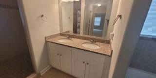 Stunning 4 Bedroom, 2.5 Bath Home Just 3 Blocks to Chesapeake Bay Gallery 37