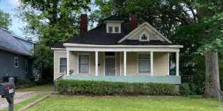 Spacious 3bd/2ba in Capitol View w/ Huge Fenced-In Backyard! Gallery 1