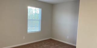 Room in 4 Bedroom Home at Fallen Tree Dr Room in 4 Bedroom Home at Fallen Tree Dr Gallery 15