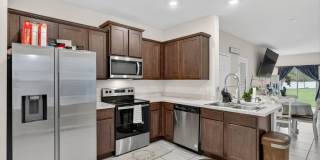 12784 VETERANS Court Gallery 5