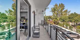 2100 Miami Rd Gallery 8