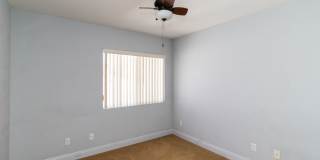 Spacious 6 Bedroom Home With Huge Backyard! Gallery 21