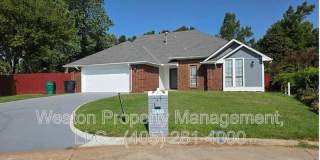 9125 Northwest 99th Place 9125 Northwest 99th Place Gallery 1