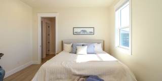 ** LUXURY WATERFRONT LIVING ** BRAND-NEW CONSTRUCTION  ** IMPERIAL SHORES OF BONITA SPRINGS ** 3 Bedrooms\3.5 Bathroom ** Seasonal  ** BE THE FIRST TO LIVE HERE ** DOLPHIN & MANATEE SIGHTINGS ** Gallery 34