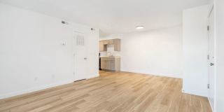 3140 West Greenwood Street Gallery 1