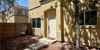 Spacious 3-Bedroom Townhome with Private Yard & Community Pool Gallery 1