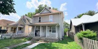 NOW SHOWING: 2 Bedroom / 1 Bath Duplex located at 1132 N Oxford St. in Indianapolis, IN Gallery 4