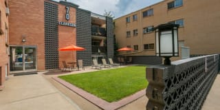 70 Clarkson Gallery 5