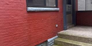 2206 Sarah Street Gallery 3