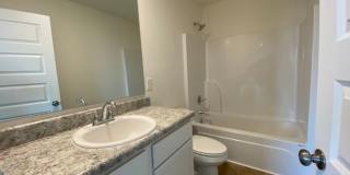 418 Falls Pointe Gallery 18