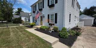 AVAILABLE JANUARY 2027 - BEAUTIFUL AND UNIQUE 4 BR HOME ACROSS CAMPUS Gallery 4