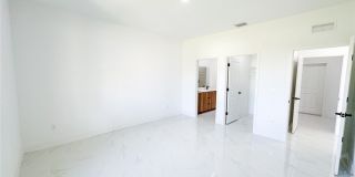 721 Bering Avenue S Gallery 19
